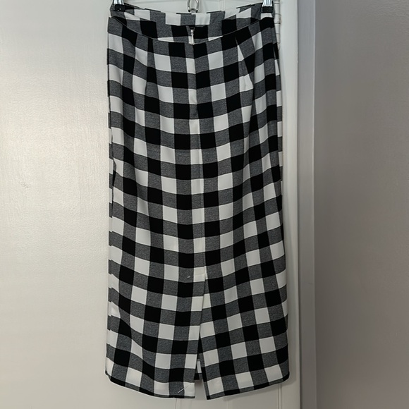 Who What Wear Pencil Skirt - Picture 3 of 5